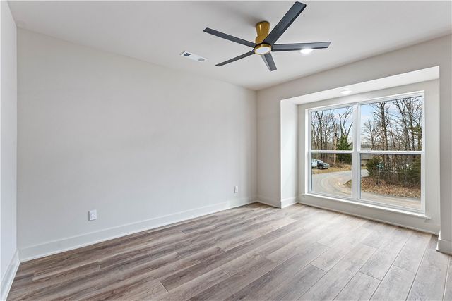 18 Dunstable Drive, Bella Vista, AR 72714