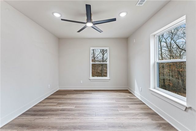 18 Dunstable Drive, Bella Vista, AR 72714