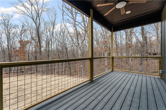 18 Dunstable Drive, Bella Vista, AR 72714