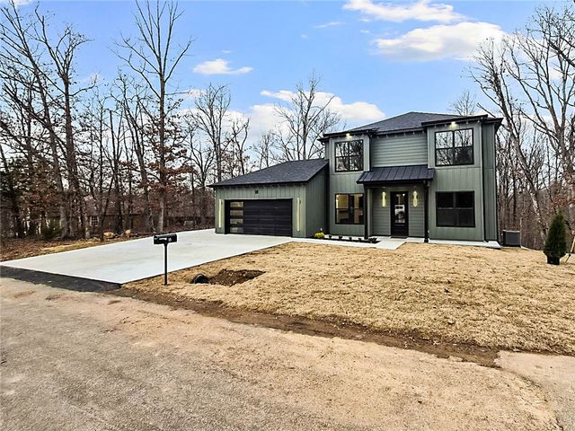 18 Dunstable Drive, Bella Vista, AR 72714