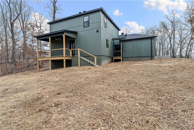 18 Dunstable Drive, Bella Vista, AR 72714