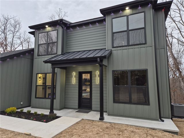 18 Dunstable Drive, Bella Vista, AR 72714