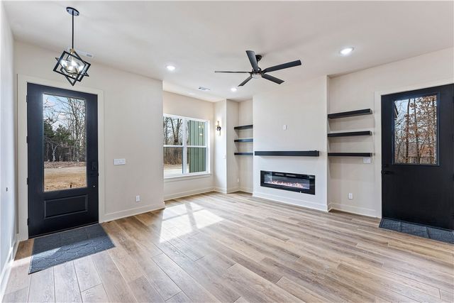 18 Dunstable Drive, Bella Vista, AR 72714