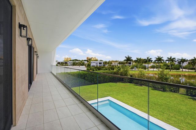 16570 Sunset Way, Weston, FL 33326