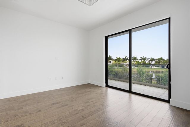 16570 Sunset Way, Weston, FL 33326