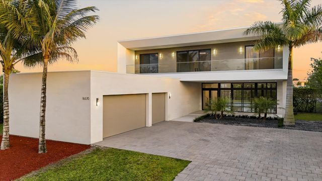 16570 Sunset Way, Weston, FL 33326