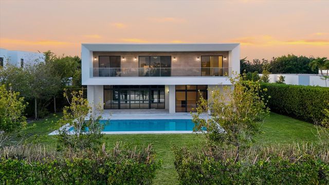 16570 Sunset Way, Weston, FL 33326