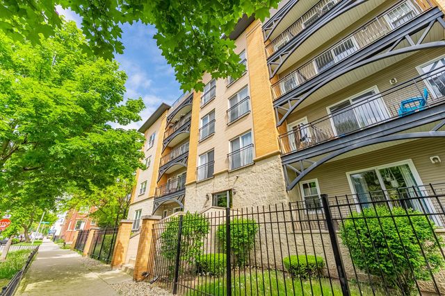 2720 W Cortland Street 102, Chicago, IL 60647