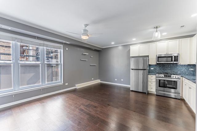 2720 W Cortland Street 102, Chicago, IL 60647