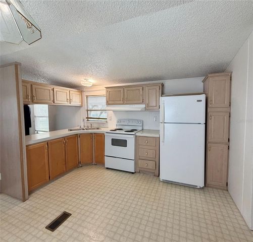 6 BERNIE HILL COURT, Winter Haven, FL 33880