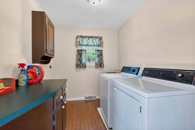 202 S Stourbridge Road, Versailles, KY 40383