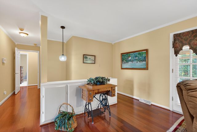 202 S Stourbridge Road, Versailles, KY 40383