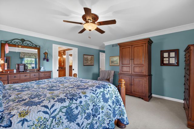 202 S Stourbridge Road, Versailles, KY 40383