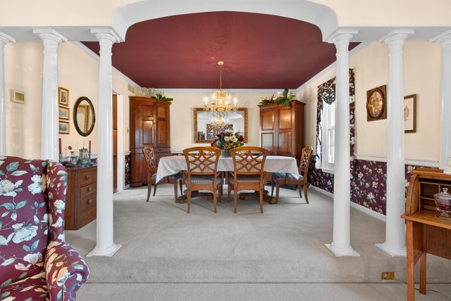 202 S Stourbridge Road, Versailles, KY 40383