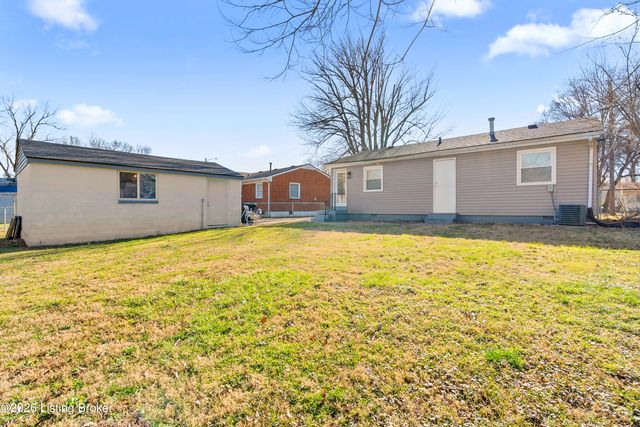 4423 Campobello St, Louisville, KY 40213