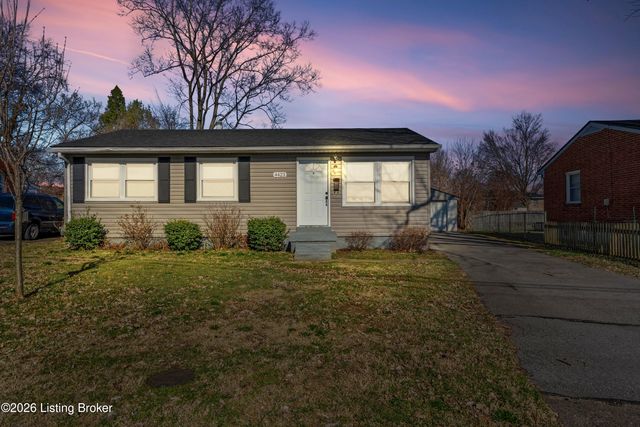 4423 Campobello St, Louisville, KY 40213