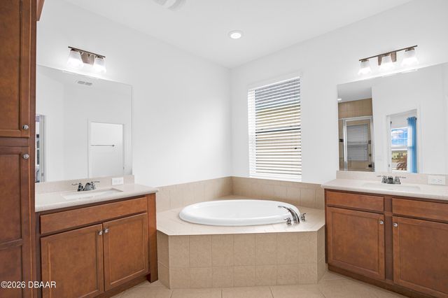 193 Island Breeze Avenue, Daytona Beach, FL 32124