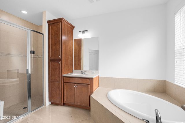 193 Island Breeze Avenue, Daytona Beach, FL 32124