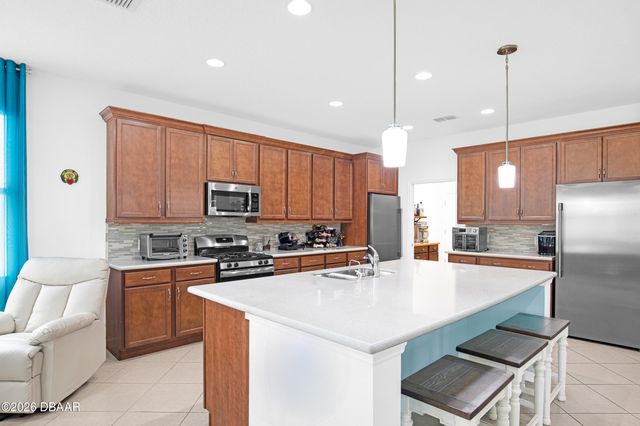 193 Island Breeze Avenue, Daytona Beach, FL 32124