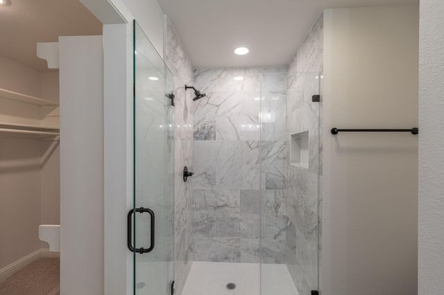 20 Charleston Street N, Sugar Land, TX 77478