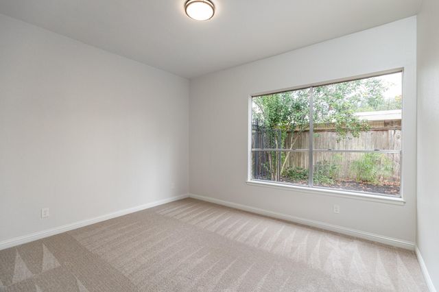 20 Charleston Street N, Sugar Land, TX 77478