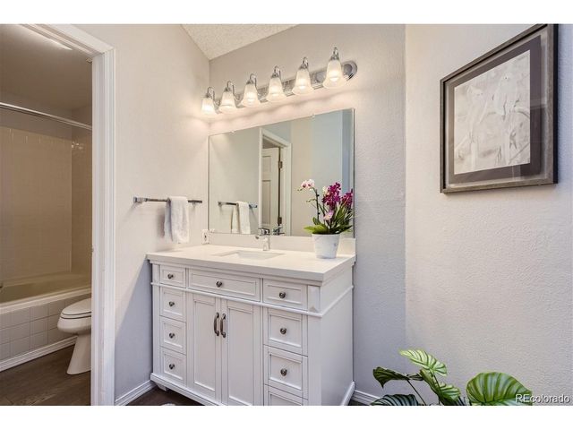 2993 W Long Dr D, Littleton, CO 80120