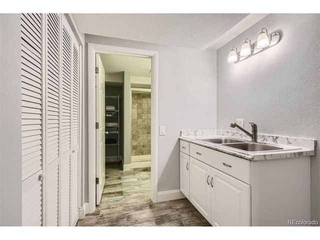 2993 W Long Dr D, Littleton, CO 80120