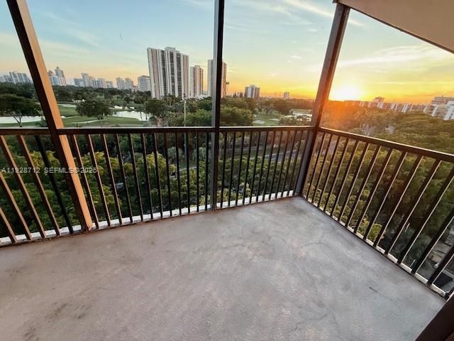 3301 N Country Club Dr 803, Aventura, FL 33180