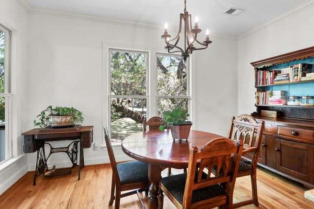 29 Morrison Avenue, Mcclellanville, SC 29458