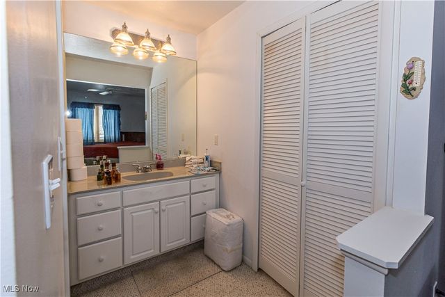 781 Lafayette Boulevard, Sheffield Lake, OH 44054