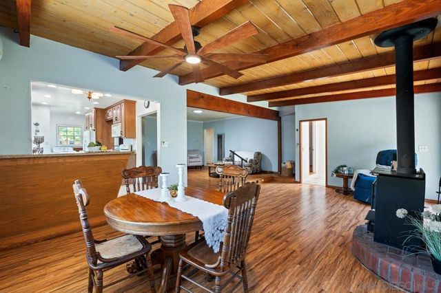 6031 Sinton, La Mesa, CA 91942