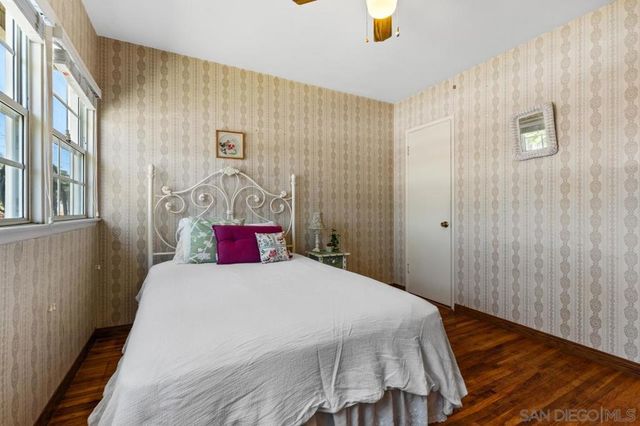6031 Sinton, La Mesa, CA 91942