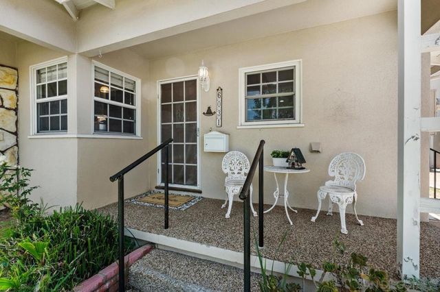6031 Sinton, La Mesa, CA 91942