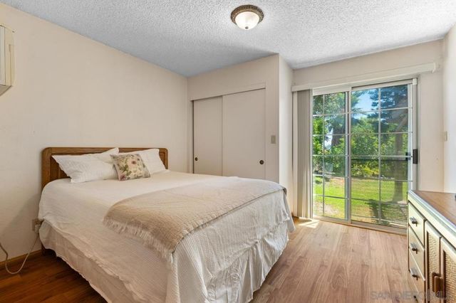 6031 Sinton, La Mesa, CA 91942