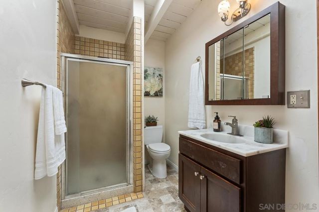 6031 Sinton, La Mesa, CA 91942