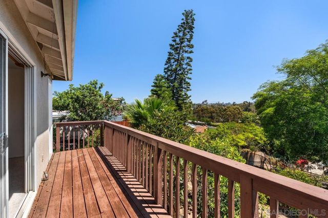 6031 Sinton, La Mesa, CA 91942
