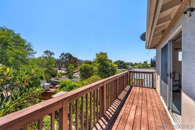 6031 Sinton, La Mesa, CA 91942