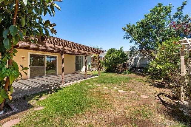 6031 Sinton, La Mesa, CA 91942