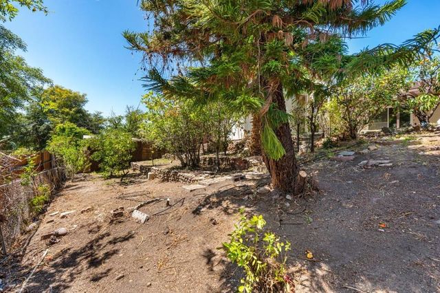6031 Sinton, La Mesa, CA 91942