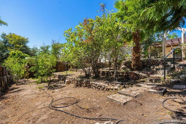 6031 Sinton, La Mesa, CA 91942