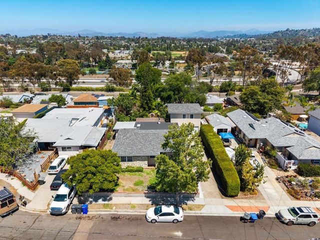 6031 Sinton, La Mesa, CA 91942