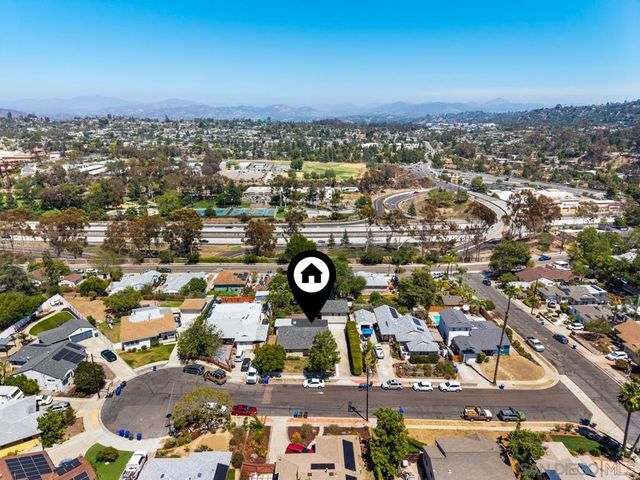 6031 Sinton, La Mesa, CA 91942