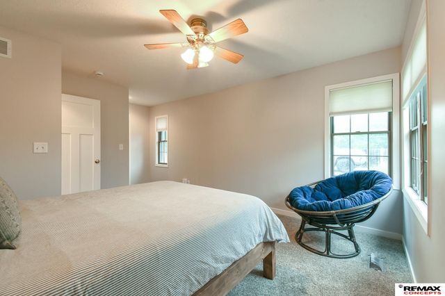 1122 Rockhurst Drive, Lincoln, NE 68510