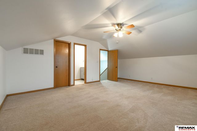 1122 Rockhurst Drive, Lincoln, NE 68510