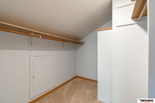 1122 Rockhurst Drive, Lincoln, NE 68510