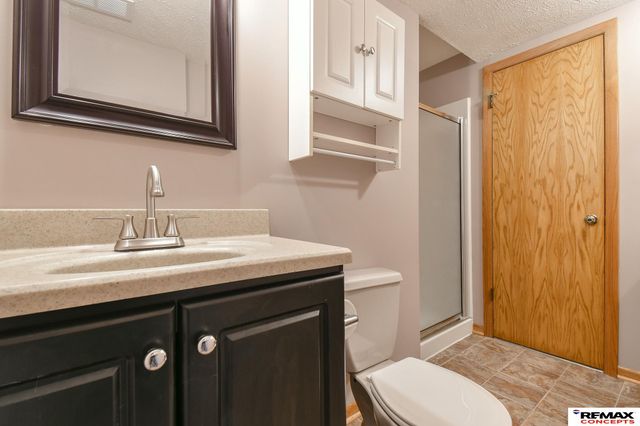 1122 Rockhurst Drive, Lincoln, NE 68510