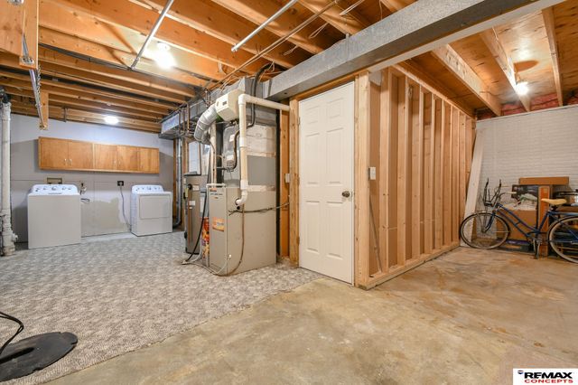 1122 Rockhurst Drive, Lincoln, NE 68510
