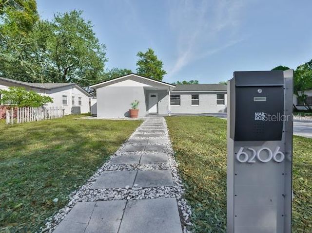 6206 S ADELIA AVENUE, Tampa, FL 33616