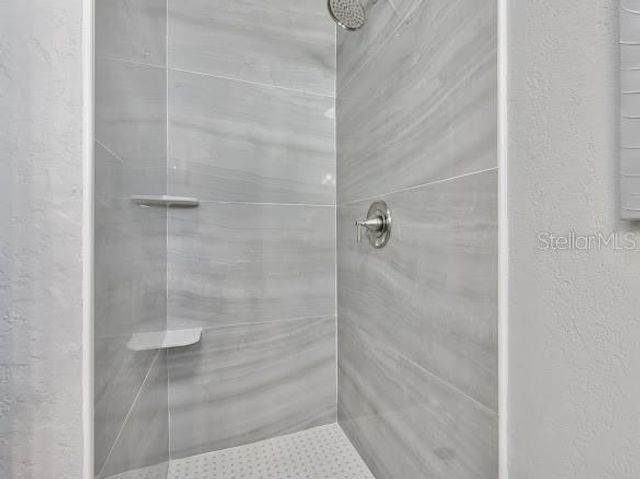 6206 S ADELIA AVENUE, Tampa, FL 33616