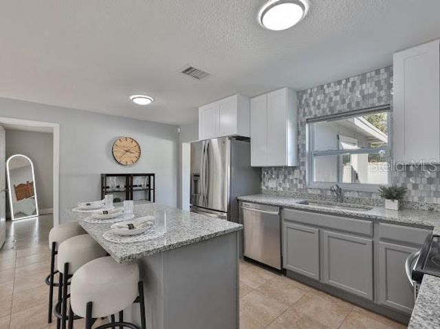 6206 S ADELIA AVENUE, Tampa, FL 33616